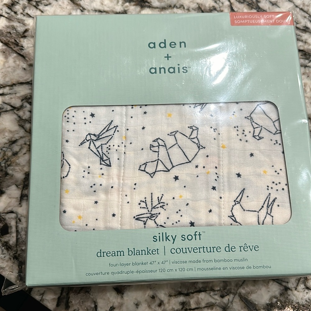 Aden + Anais silky soft dream blanket